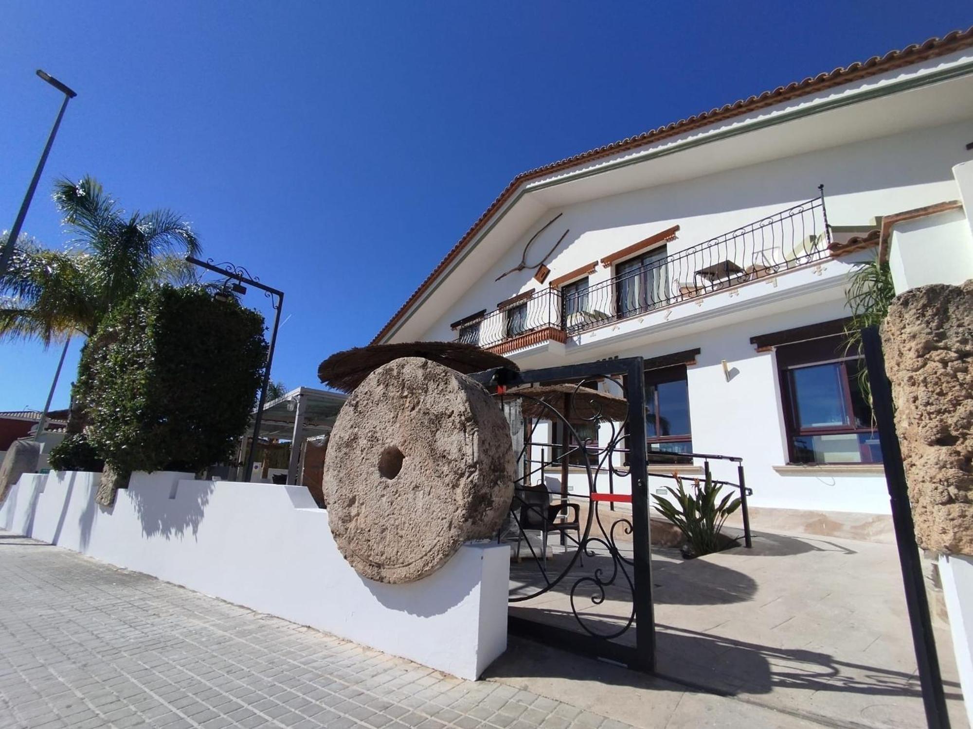 פואבלה דה וייבונה Hostal Espai Mediterrani מראה חיצוני תמונה