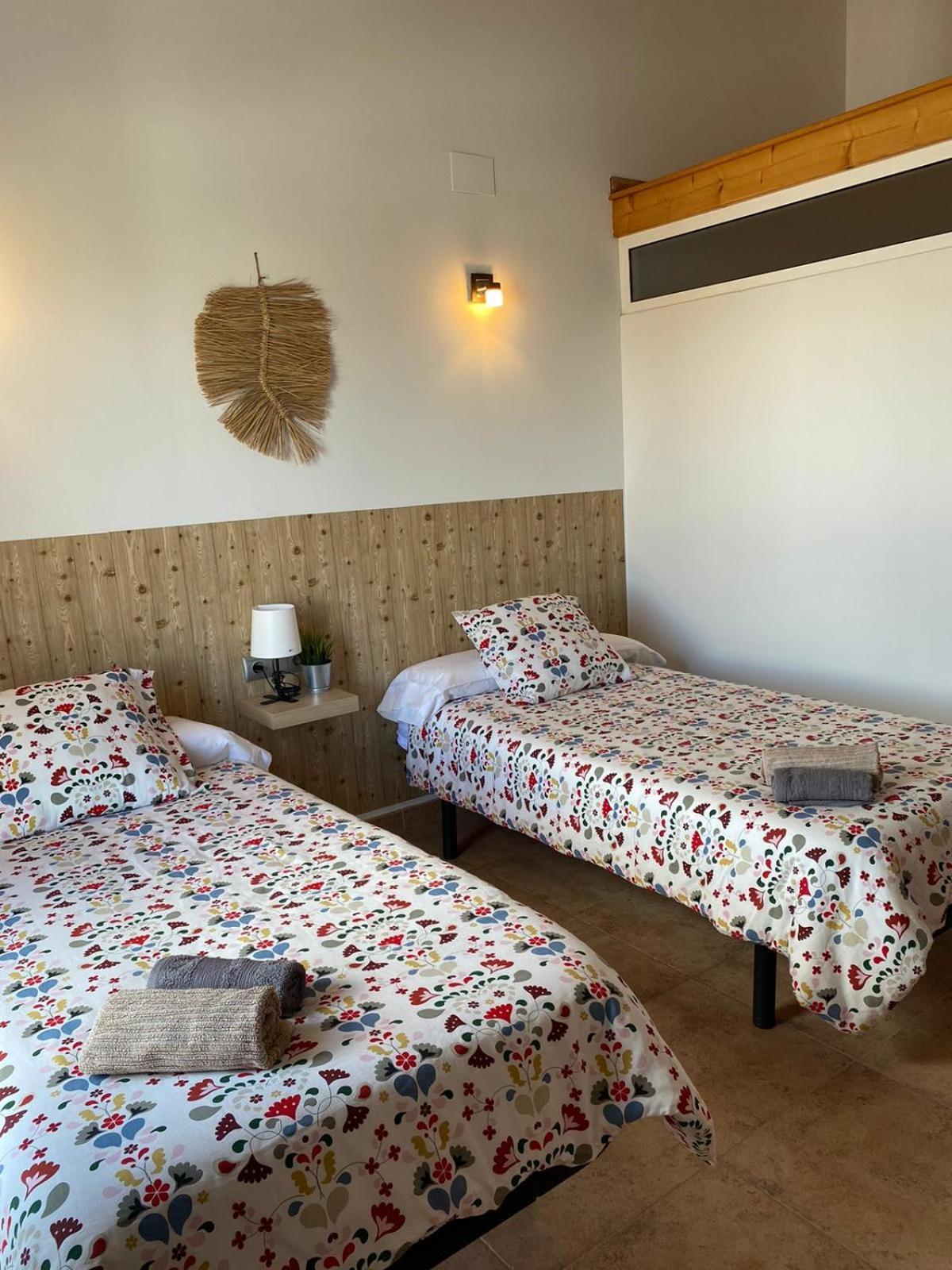 פואבלה דה וייבונה Hostal Espai Mediterrani מראה חיצוני תמונה