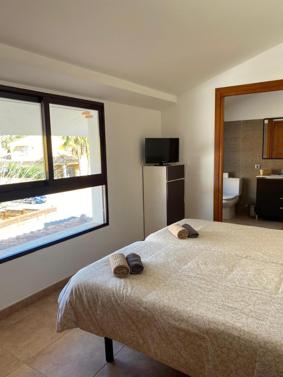 פואבלה דה וייבונה Hostal Espai Mediterrani מראה חיצוני תמונה
